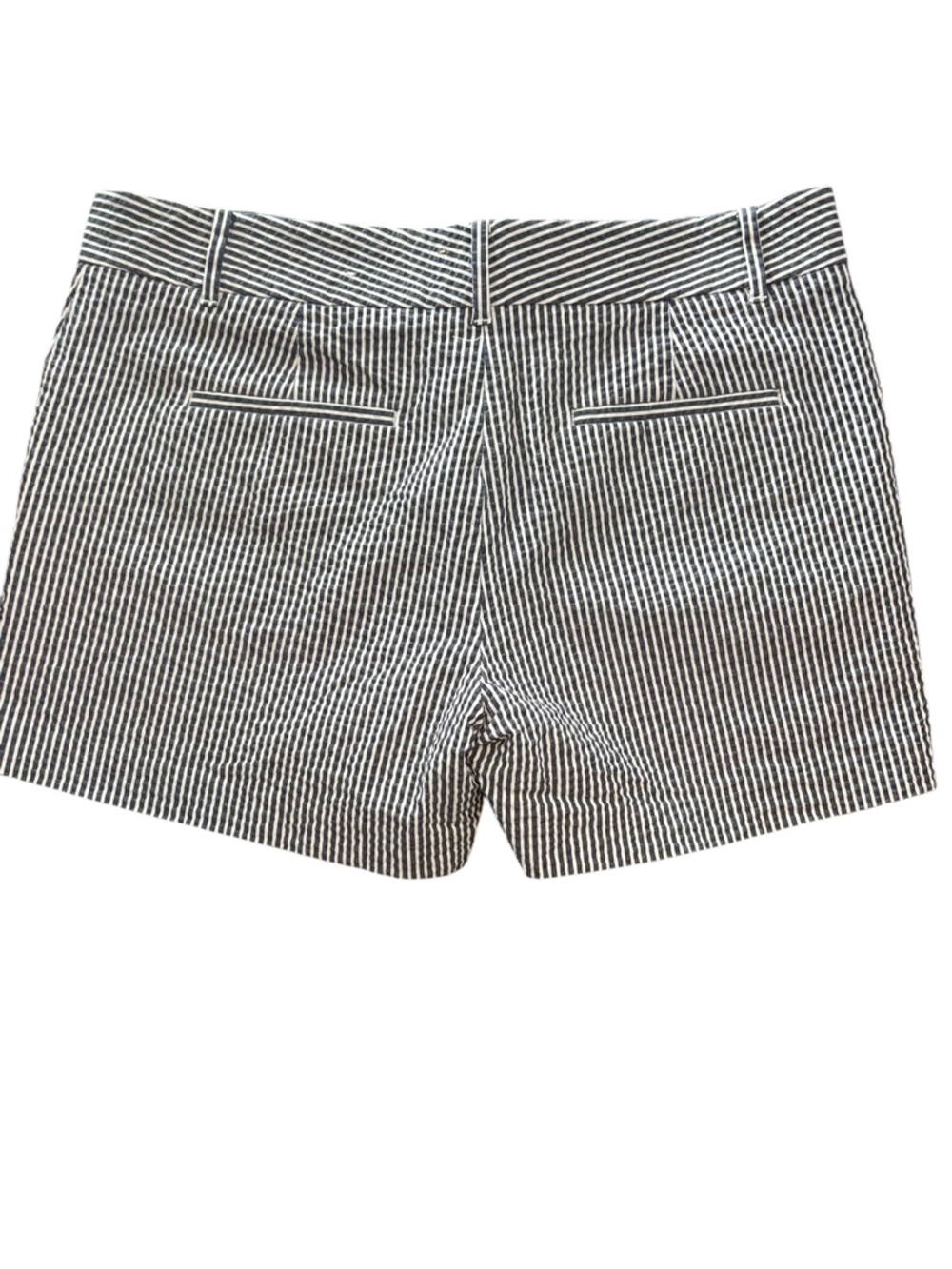 Ann Taylor Striped Seersucker Shorts | Size 8 | Blue White Coastal Preppy - Picture 3 of 6